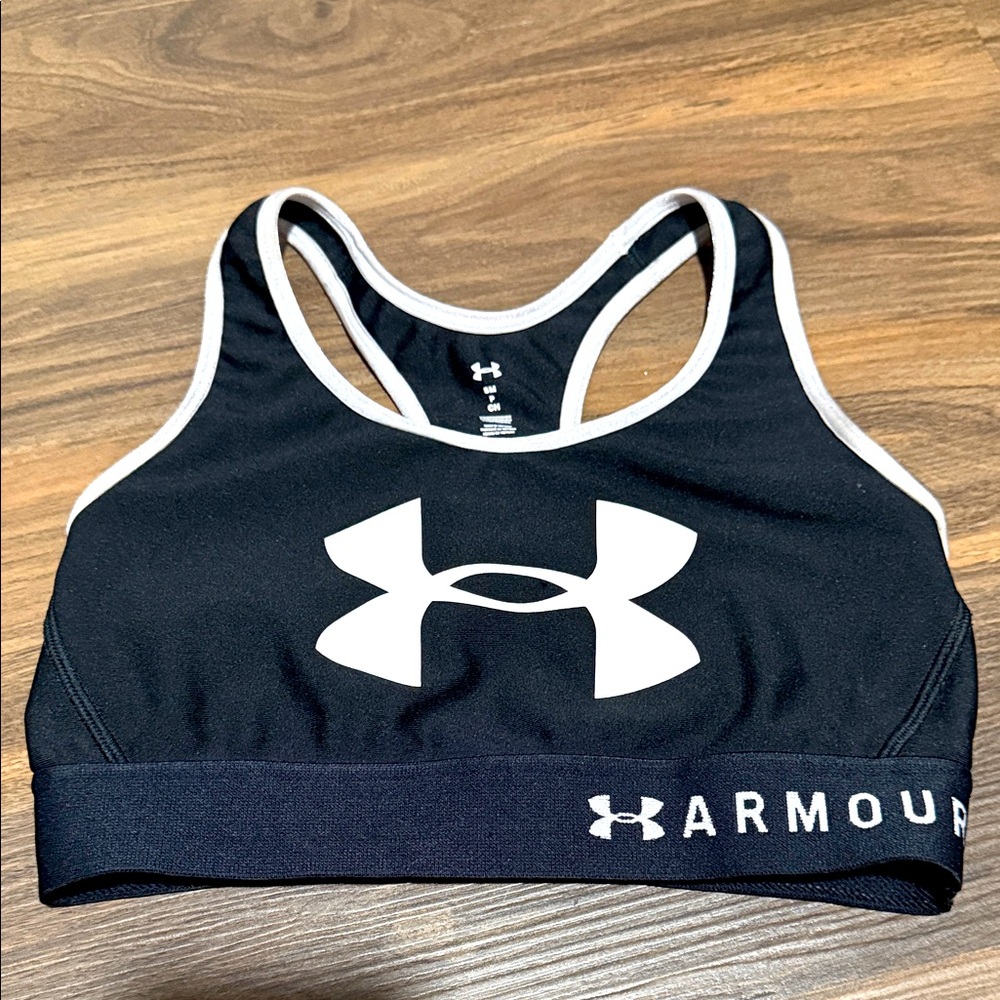 Under Armour Women's Black and White Sports Bra